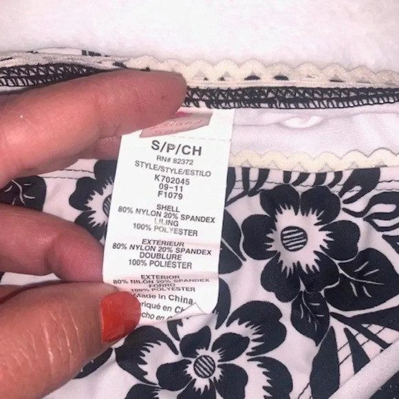 Set 2 multi-color/black and white bikini bottoms S - Picture 7 of 8